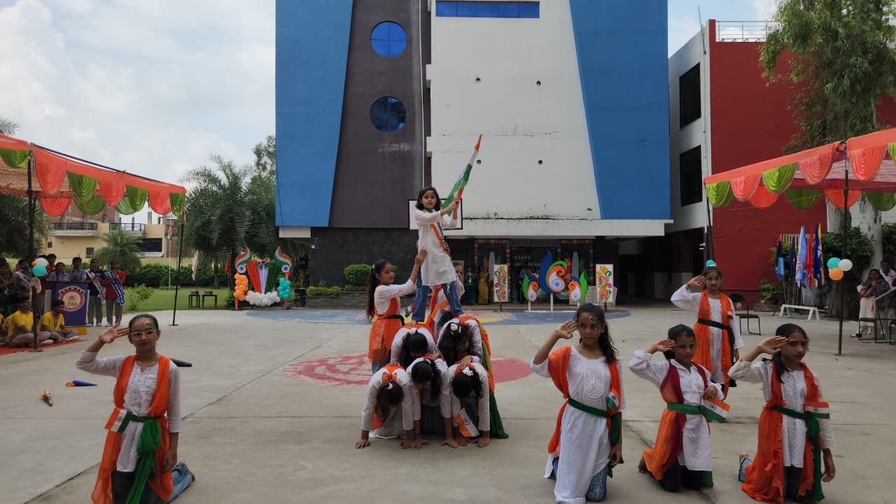 happening 11
